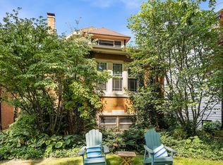 2833 Hartzell St, Evanston, IL 60201