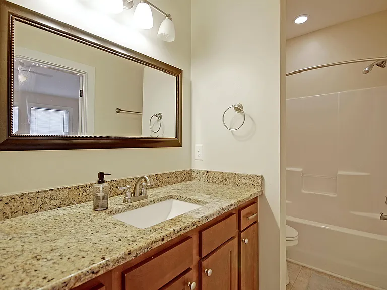 26 Blake St #B — Photo 11
