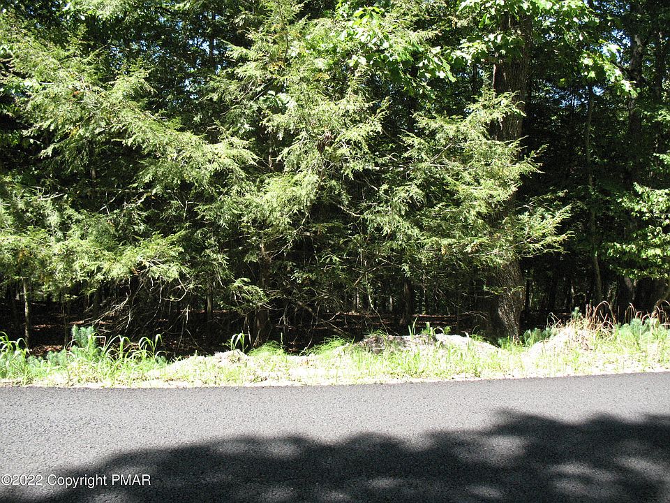 1st image of 24 Valley View Dr
