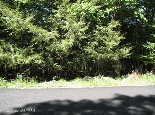 24 Valley View Dr, East Stroudsburg, PA