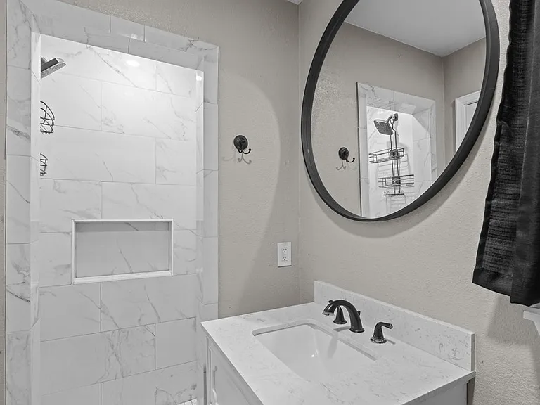 1308 Laurel Ave — Photo 12