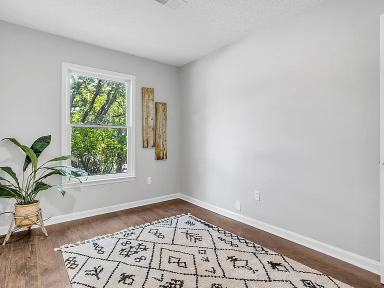 38 Shore Dr — Photo 29