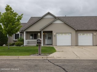1735 Aspenwood Trl, Fergus Falls, MN 56537