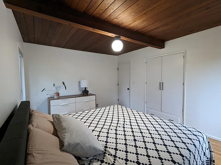 5115 SE 51st Ave — Photo 9