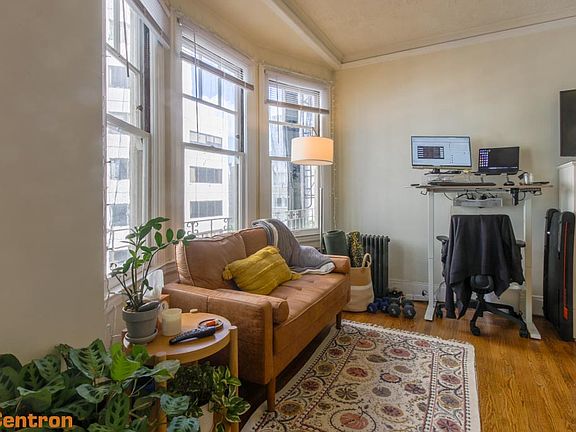 2nd image of 1415 Franklin St #46