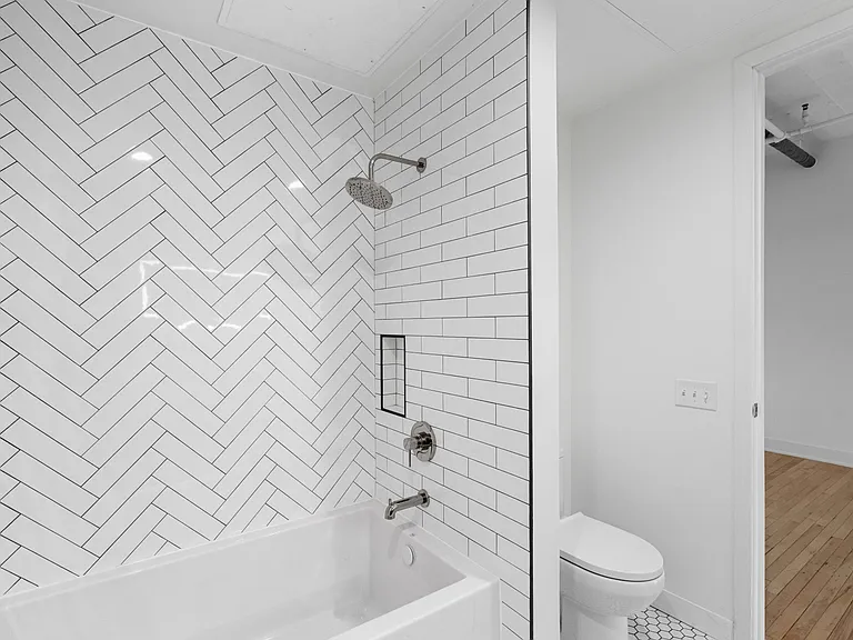290 Market St #702 — Photo 36