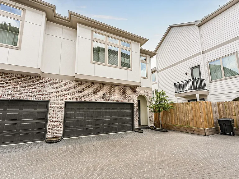5209 Allen St #F — Photo 3
