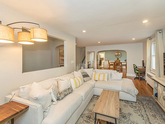 3rd image of 38A Park Ave #A