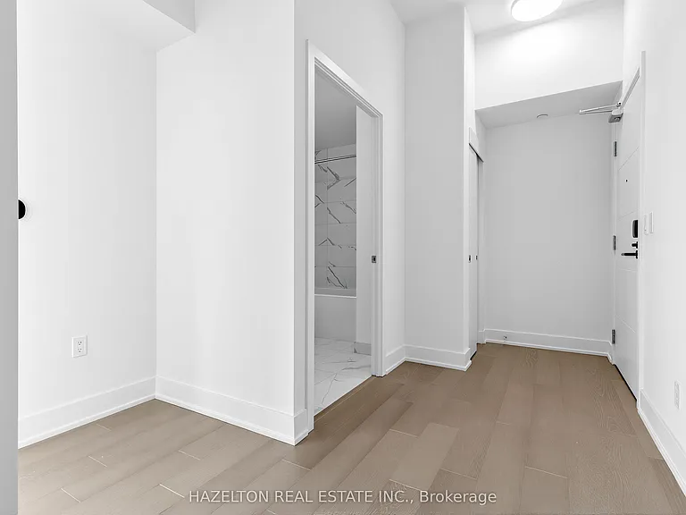 8 Manor Rd W #602 — Photo 12