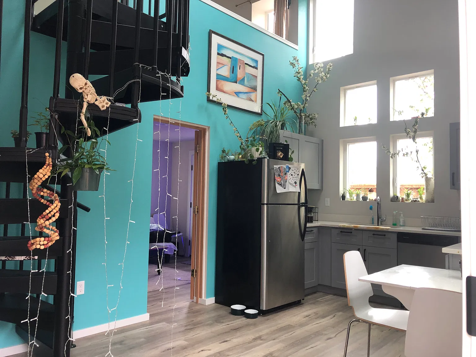 2 bed, 1200 sqft, $2,500 — Photo 4