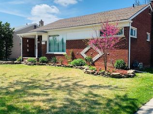 18722 Koester St, Riverview, MI 48193