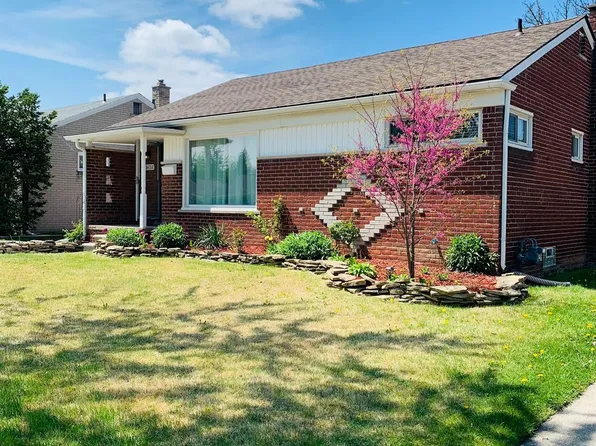 18722 Koester St, Riverview, MI 48193