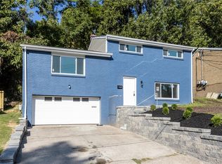 1220 Robinia Dr, Pittsburgh, PA 15221