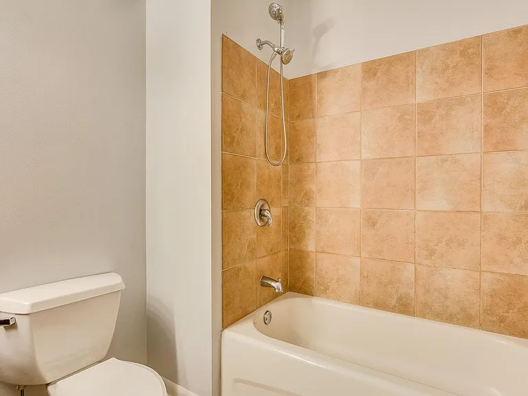 1200 W Monroe St #415 — Photo 9