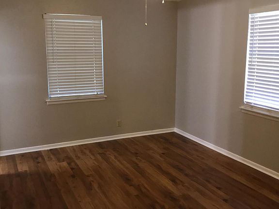 4th image of 3601 Bryn Mawr Dr