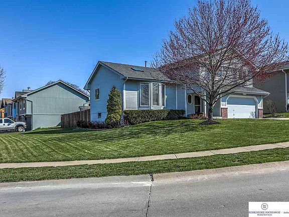 4th image of 1306 Terry Dr