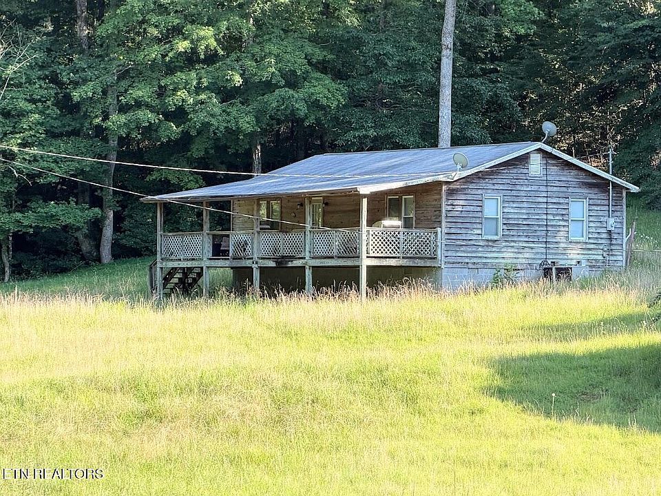 1st image of 147 Sleepy Hollow Rd