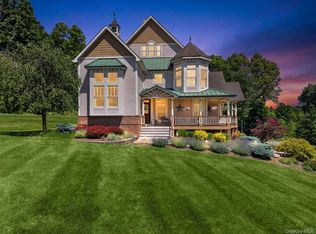 22 Goshen Rd, Chester, NY 10918
