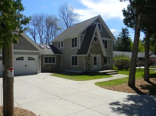 10808 N Bay Shore Dr, Sister Bay, WI 54234