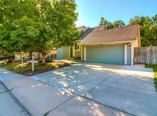 17510 E Kenyon Dr, Aurora, CO 80013