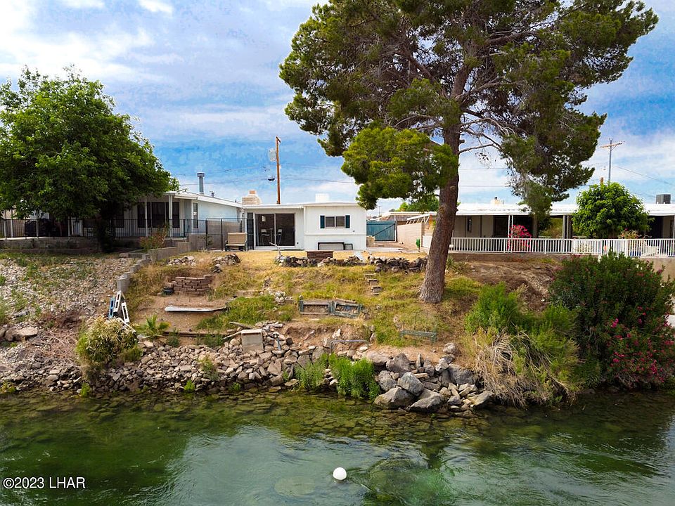 1st image of 338 E Riverfront Dr