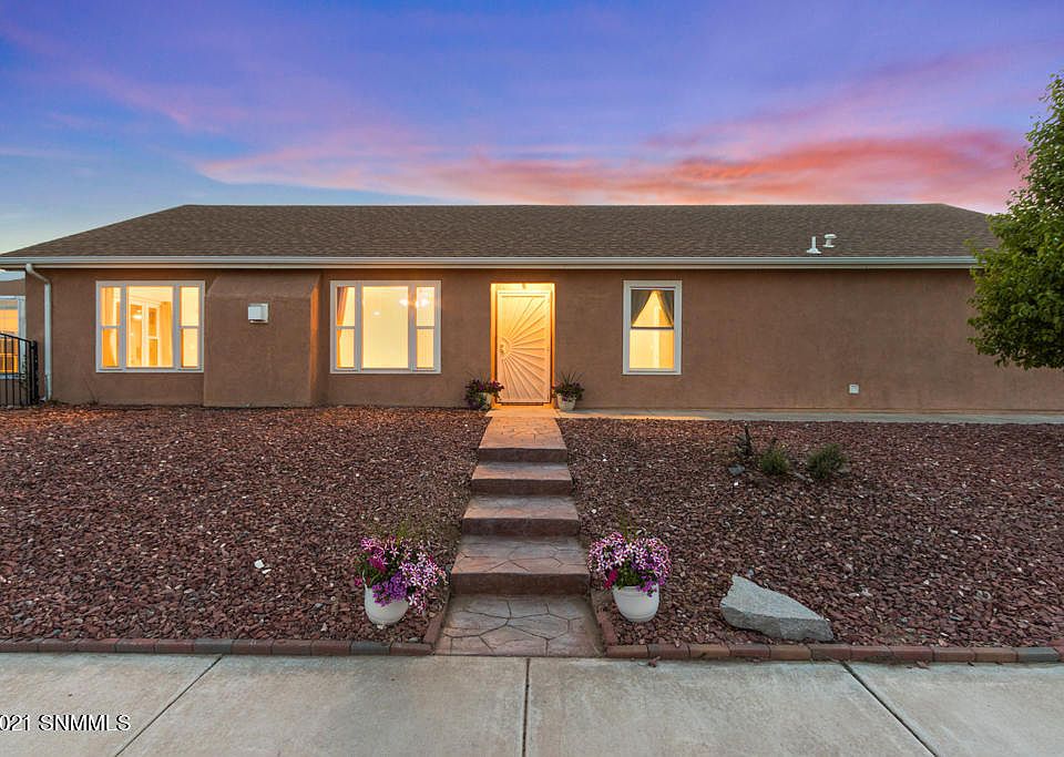 1st image of 4925 Calle Bella Ct