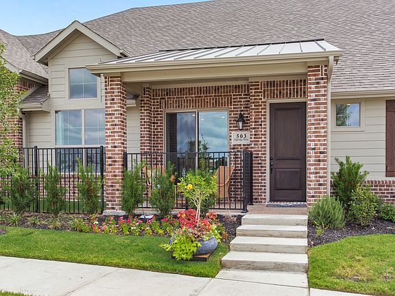 2nd image of 503 Oakridge Dr