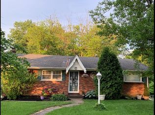17 Lakeshore Dr, Florence, KY 41042