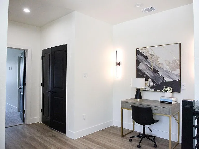 7134 Saint Augustine St — Photo 13