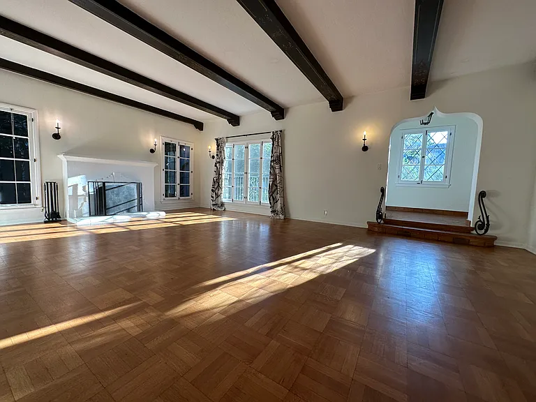 150 S Orange Dr — Photo 7