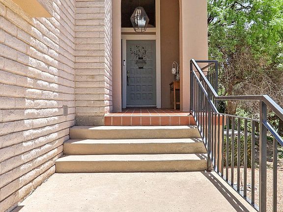 2nd image of 5903 Mira Hermosa Dr