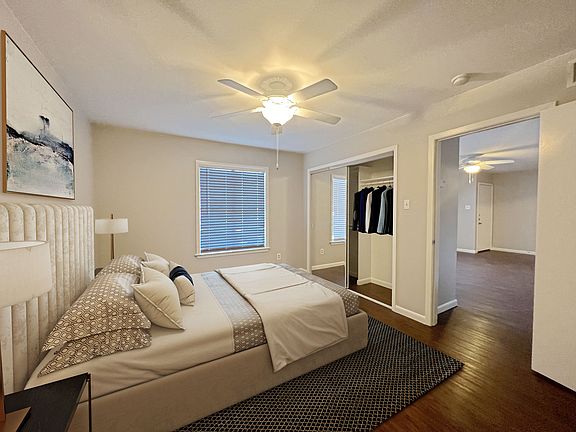 2nd image of 4559 1/2 Avenue A #204