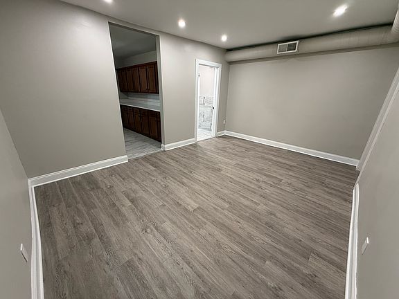 4th image of 334 Melwood Ave