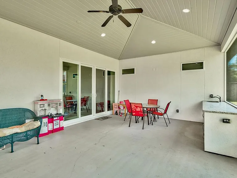 989 Forest Shore Dr — Photo 35