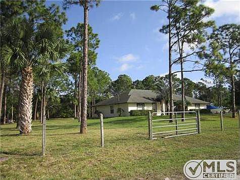 2nd image of 16259 81st Ln N