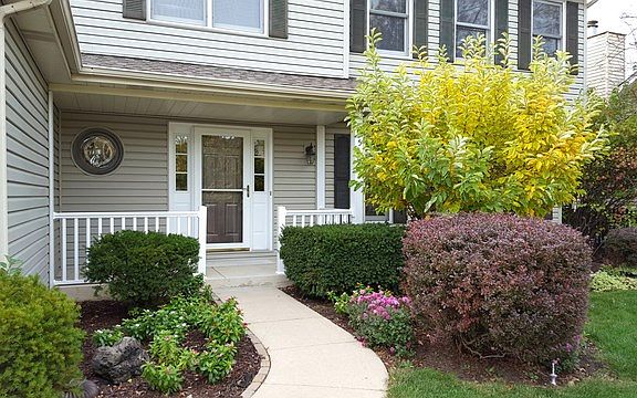2nd image of 2540 Doncaster Dr
