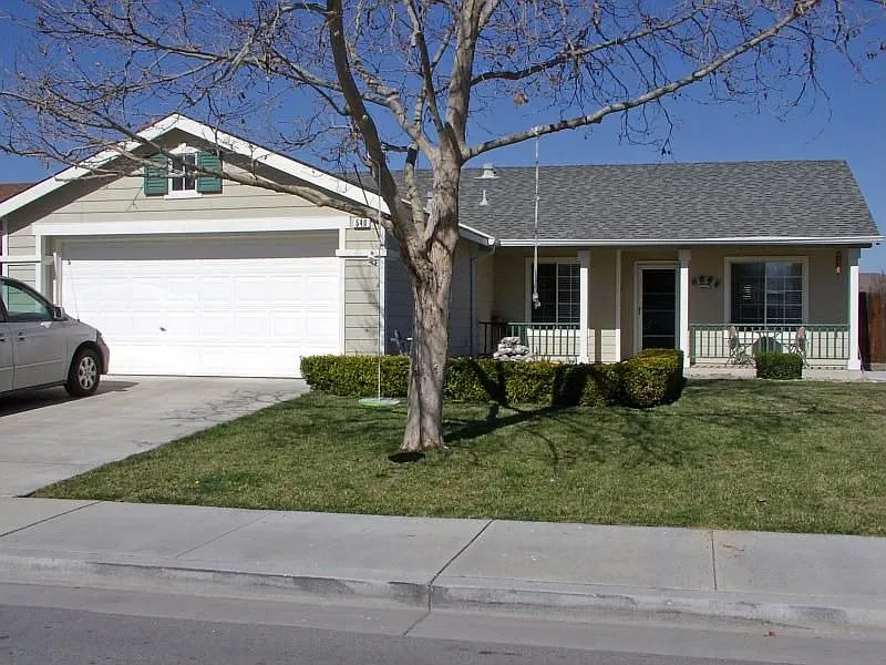 540 Leisure Ct photo 1