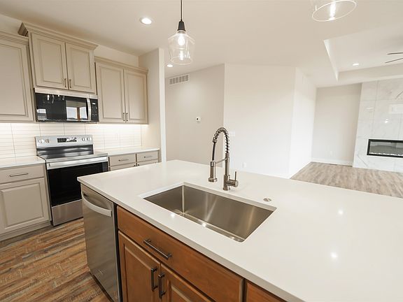 5th image of 1201 Vista Ct