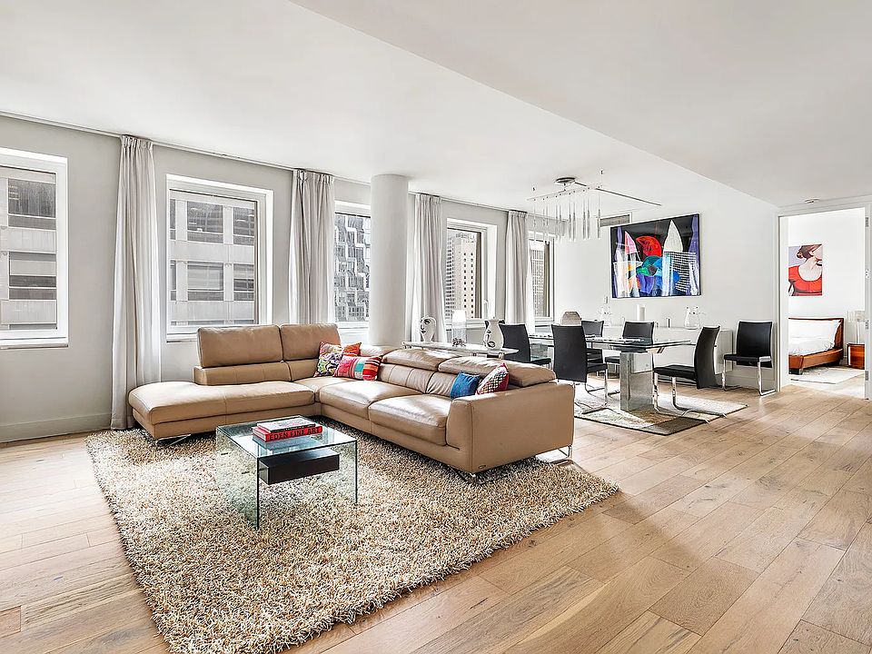 1st image of 70 W 45th St APT 32A