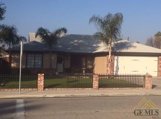 833 Albert St, Shafter, CA 93263