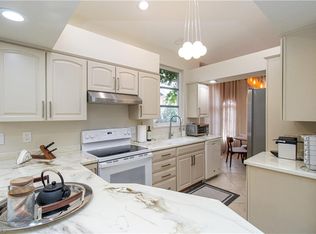 801 99th Ave N, Naples, FL 34108