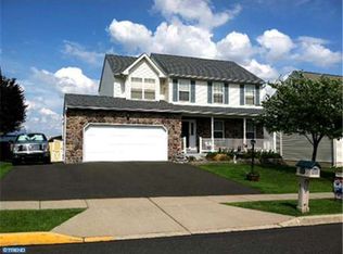 740 Penn St, Pennsburg, PA 18073