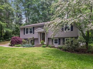 218 Airline Rd, Clinton, CT 06413