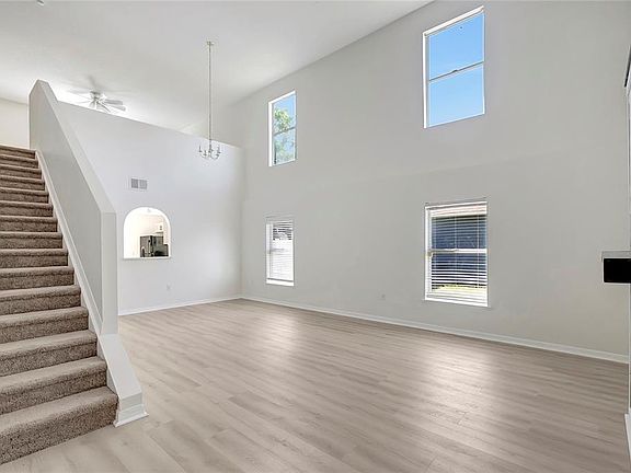 5th image of 7861 COUNTRY CHASE AVENUE