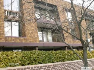 210-19 26 Ave #TL, Bayside, NY 11360