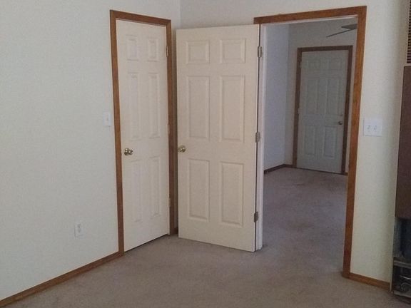 2nd image of 607 W Wood St #1