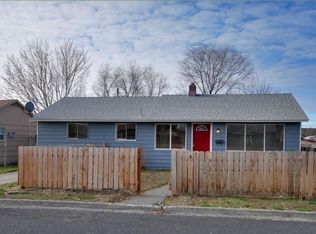 522 N Earl Rd, Moses Lake, WA 98837