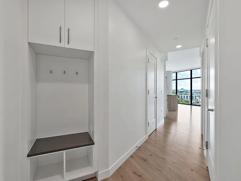 1212 Demonbreun St #1002 — Photo 3