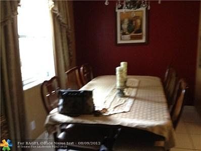 4th image of 8423 NW 40th Ct