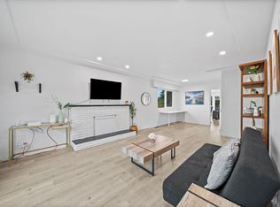 4831 Cambridge St, Burnaby, BC V5C 1H9
